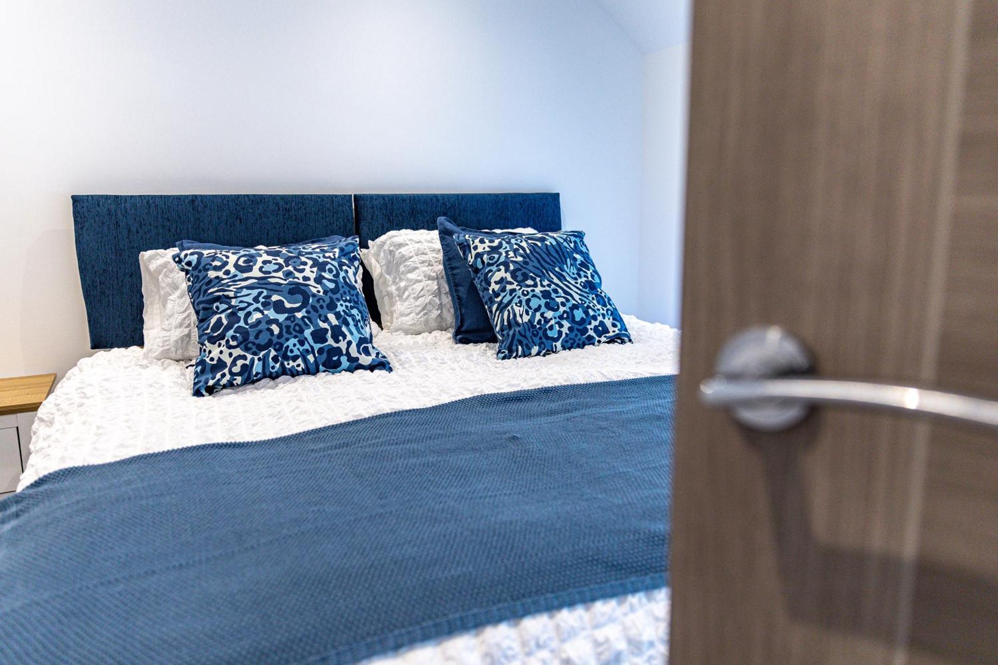 Apartment Stylish & Contemporary 2-bed Townhouse - Parking - Wi-fi - Netflix Worksop